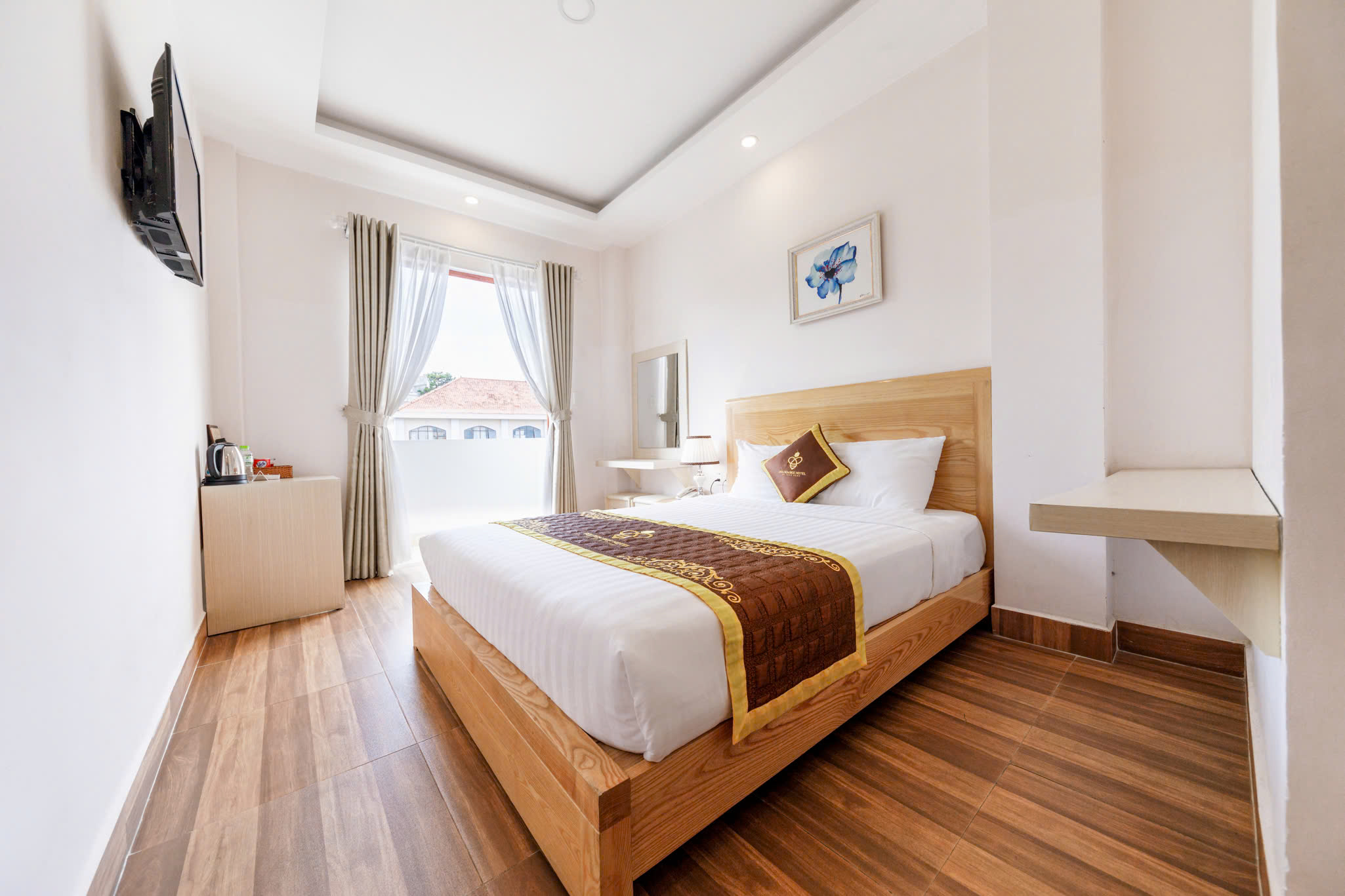 Queen Room City View